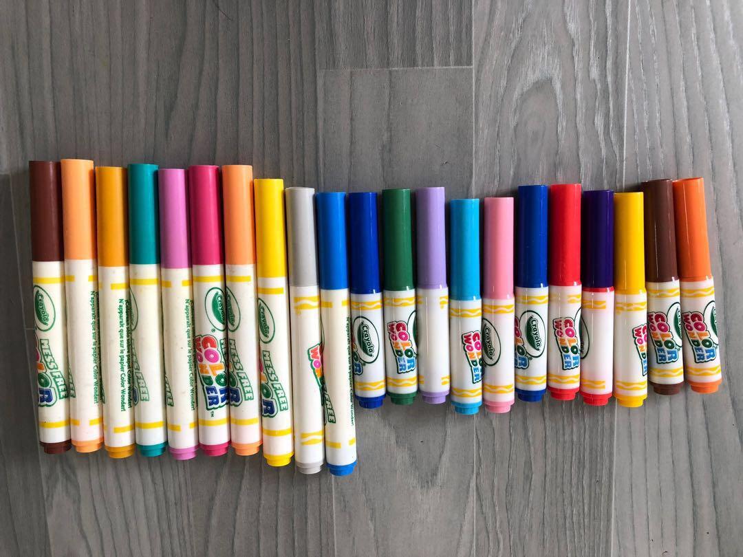 Preloved Bundle Crayola Color Wonder Stamps And Markers Aquatic And Minions Hobbies Toys Toys Games On Carousell