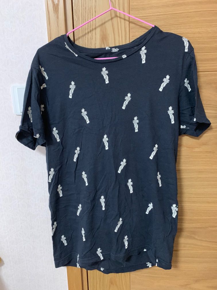 pull and bear t shirt