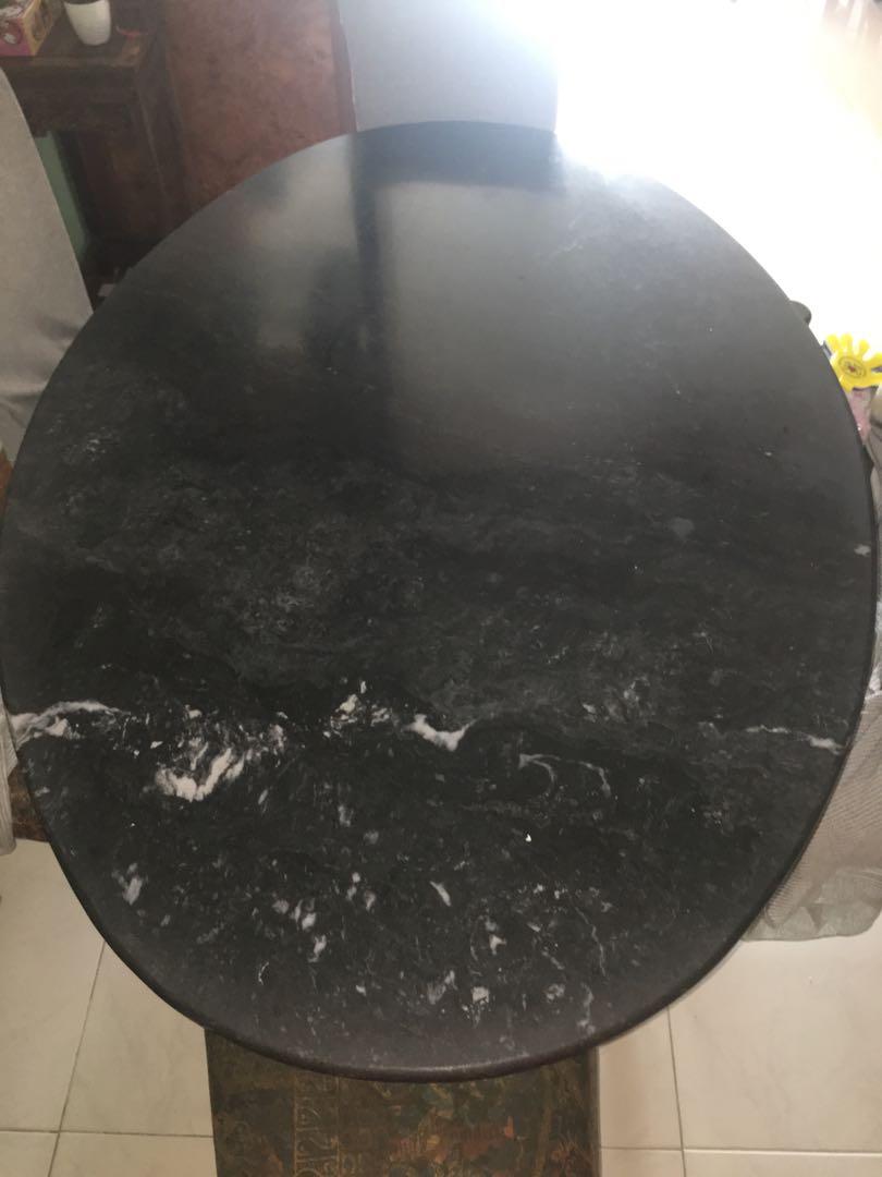 Quality Marble Table (Category: Table Linen & Textiles) located in Singapore. Submitted by hey_rin (Listing ID 226353075, Image 2). Description: Condition 6/10. Please arrange for own delivery..