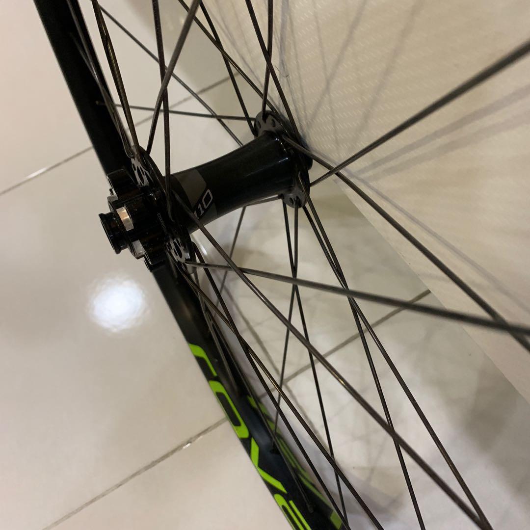 Roval Traverse 27.5 hookless alloy 28h wheelset