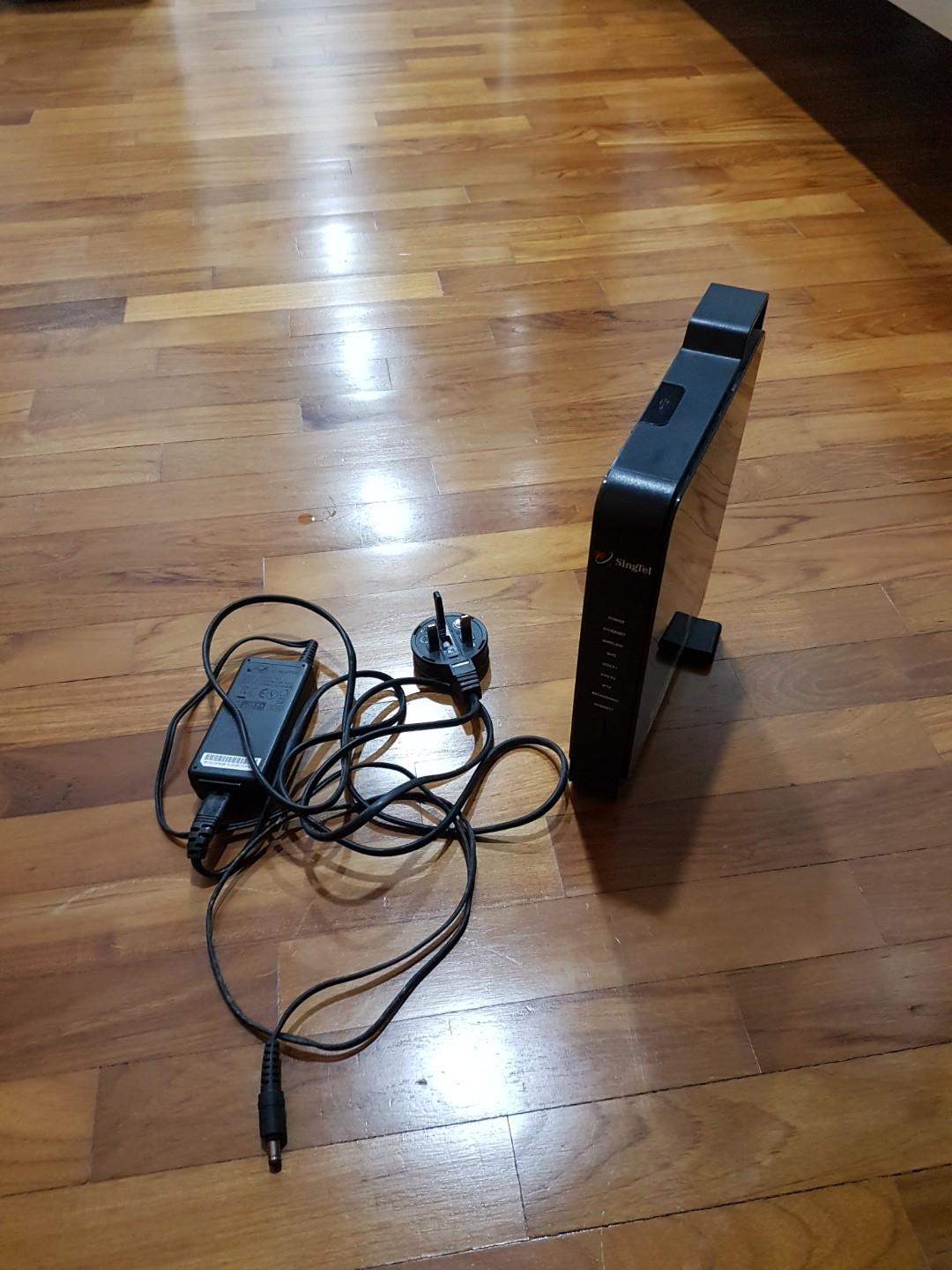 Singtel Wi-Fi router and Ethernet switch, Electronics, Computer Parts ...