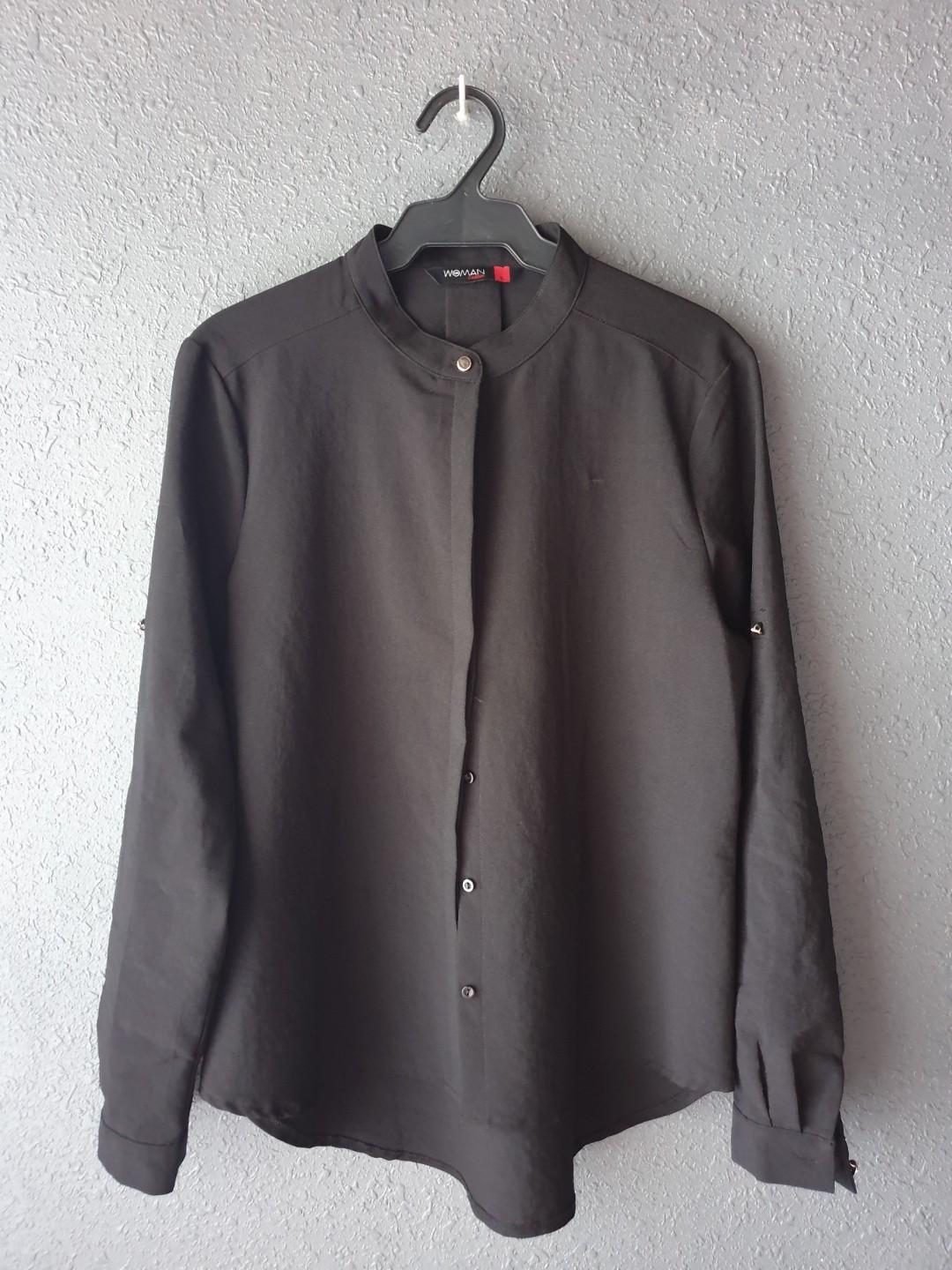 SM Woman black blouse (Category: Blouses) located in Makati City. Submitted by skvk29 (Listing ID 226359810, Image 1). Description: .