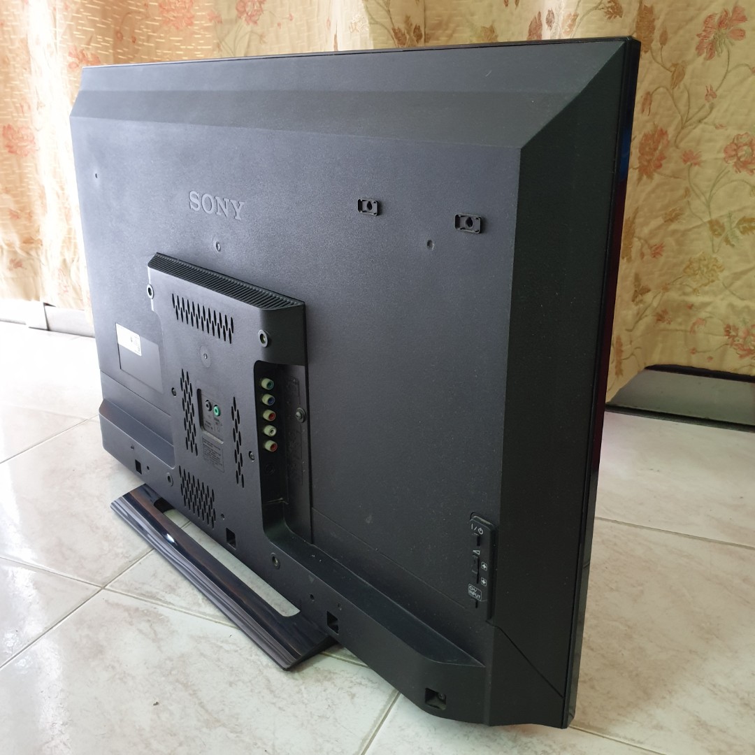 Sony Bravia TV 32 inch, TV & Home Appliances, TV & Entertainment, TV on
