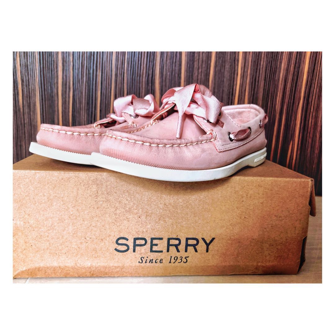 sperry satin lace