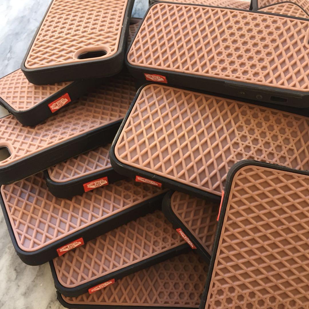 vans waffle case
