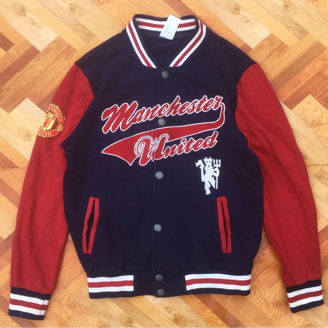Manchester united discount jersey jacket