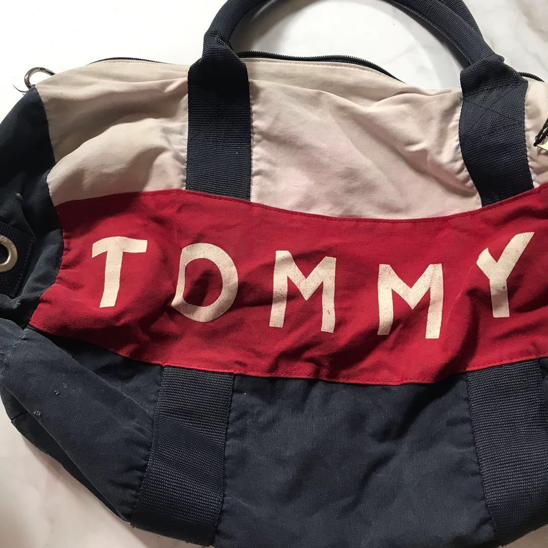 tommy hilfiger large duffle bag