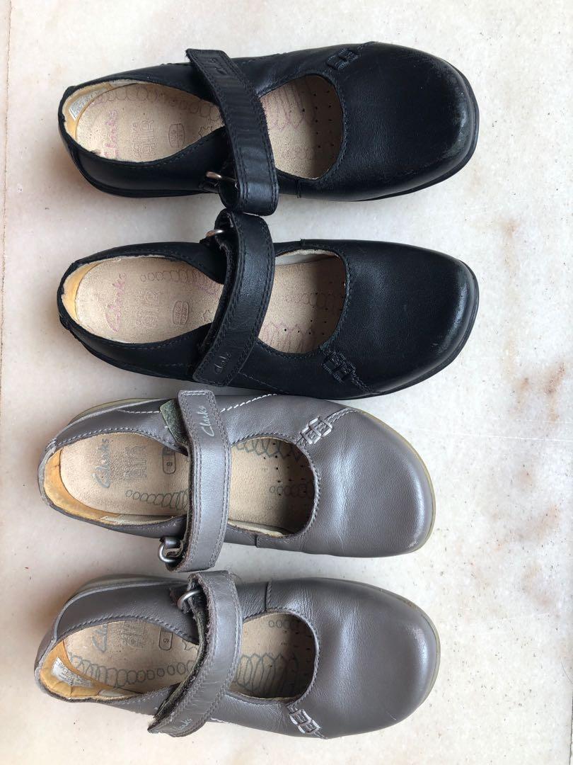 clarks sandals kids grey