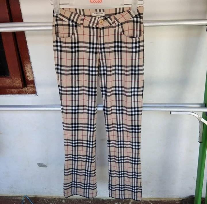 Burberry london shop pants