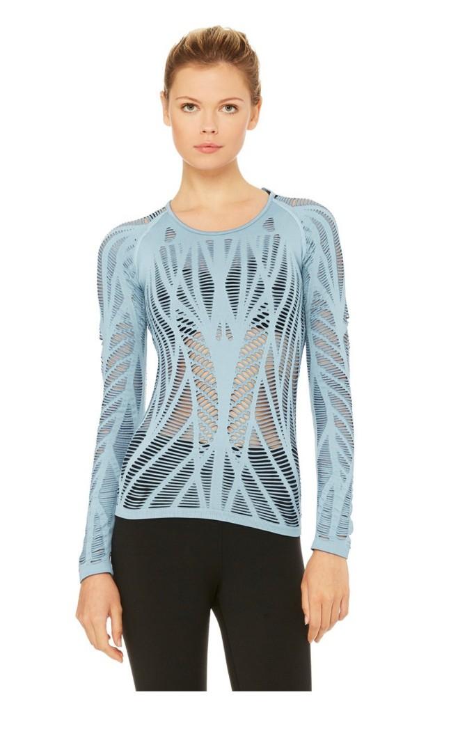 Alo yoga cheap wanderer long sleeve