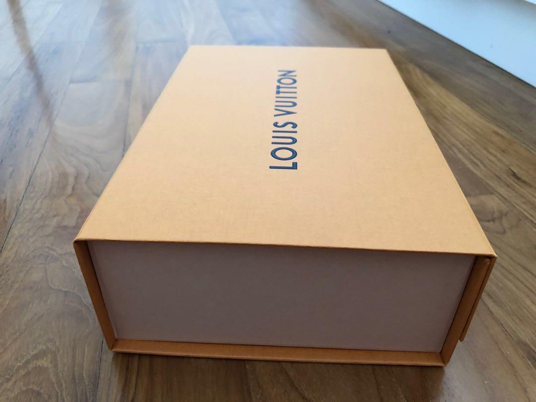 Brand new LV Louis Vuitton Box giftbox gift paperbags carriers