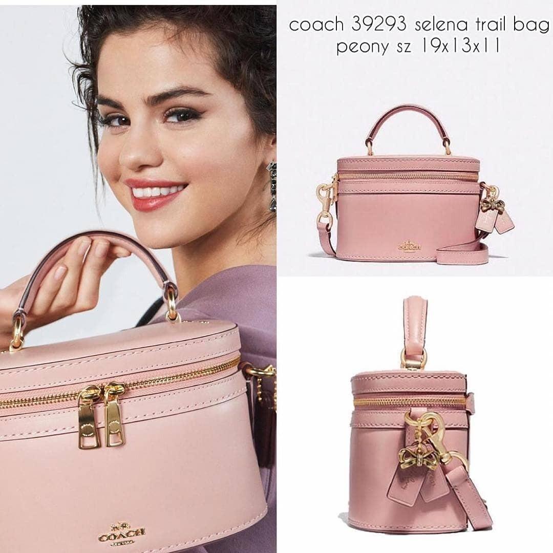 coach 39293 selena trail bag peony sz 19x13x11 Barang Mewah Tas Dompet di Carousell