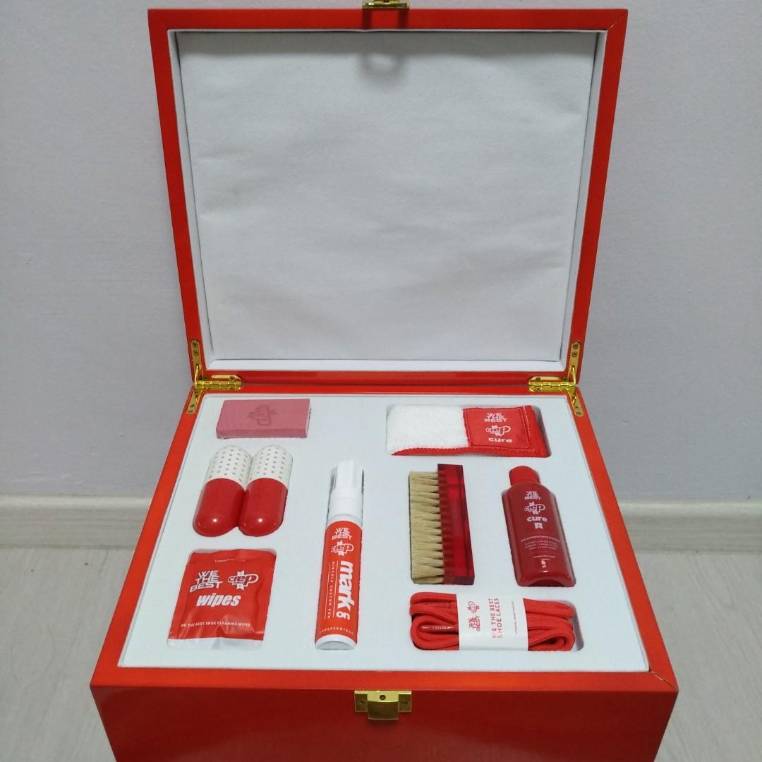 ComplexCon Exclusive Box Set crep protect x DJ Khaled We The Best LE 250