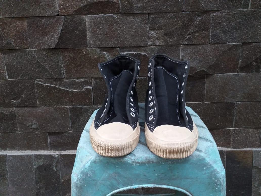 Converse 46s athletic vintage Fesyen Pria Sepatu Sneakers di Carousell