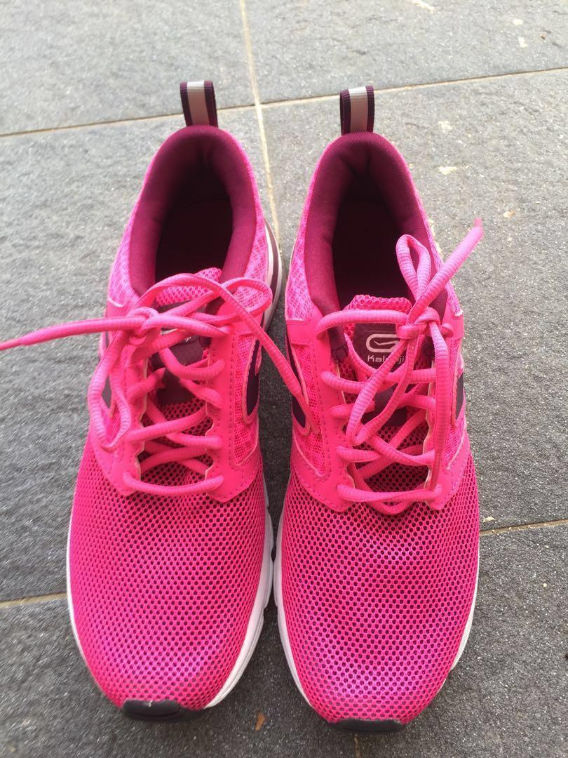 kalenji non marking shoes