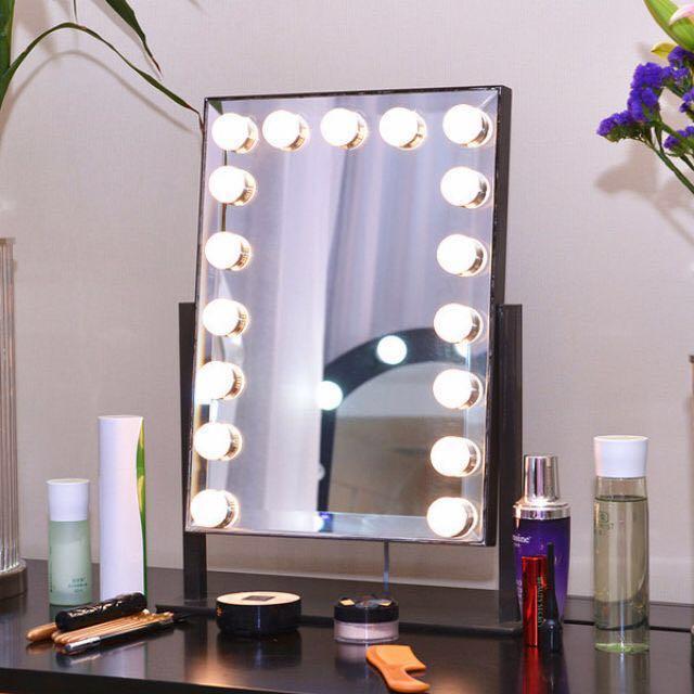 Personal Large Desktop Celebrity Mirror With 17 Led Lights Celebrity Mirror With 17 Led Lights