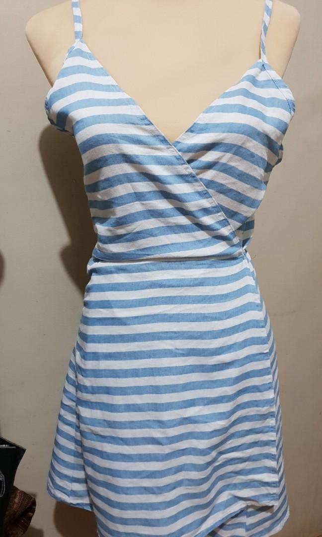 Regatta inspired Summer dress (Category: Dresses) located in Manila. Submitted by maizen (Listing ID 226503178, Image 1). Description: Used once Regatta summer dress inspired Best fits small-medium frames.