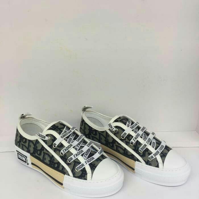 Sepatu Sneakers Christian Dior Kualitas Mirror Olshop Fashion Olshop Wanita Di Carousell