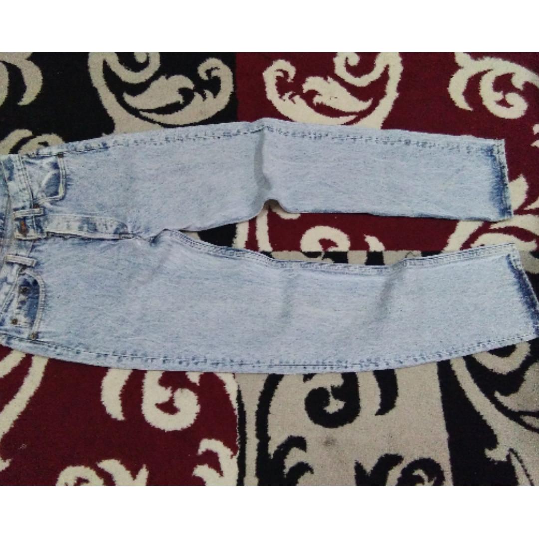 w30 levis size