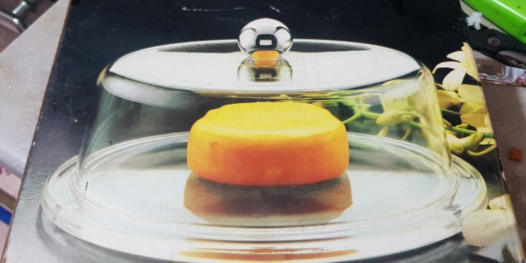 Cake platter with cover, Furniture & Home Living, Kitchenware