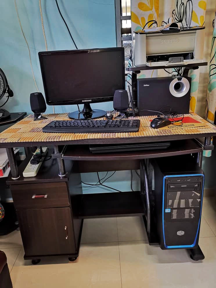 Computer Table (PC Desktop), Furniture & Home Living, Furniture, Tables