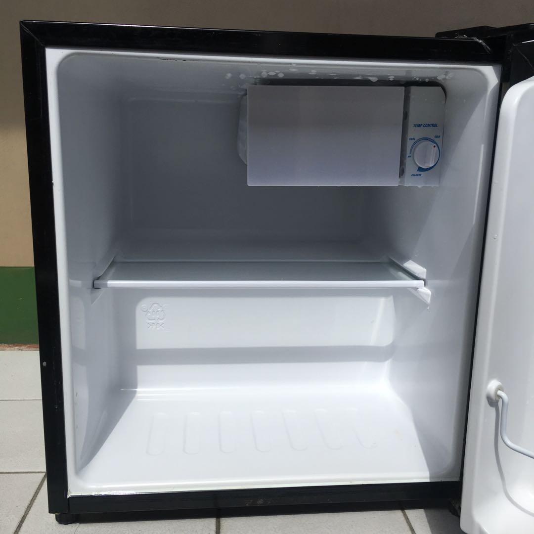 EZY Mini Refrigerator, TV & Home Appliances, Kitchen Appliances