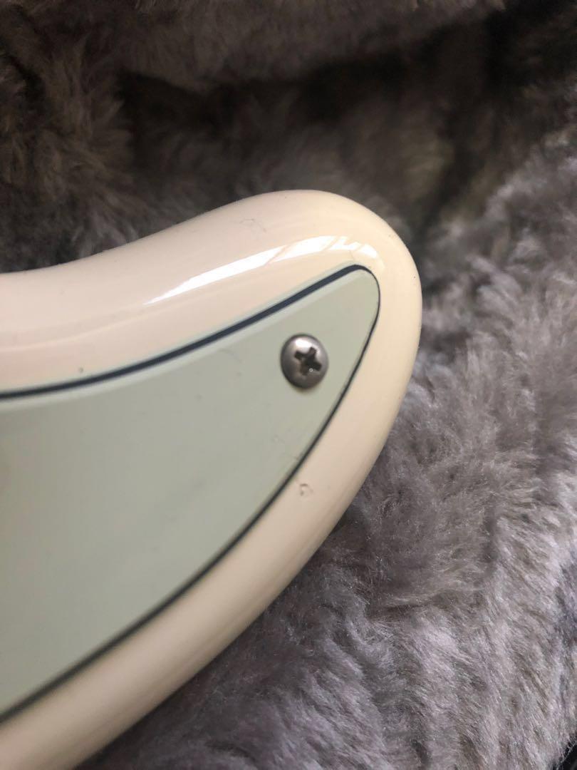 Fender American Professional Stratocaster Olympic White, Hobbies ...