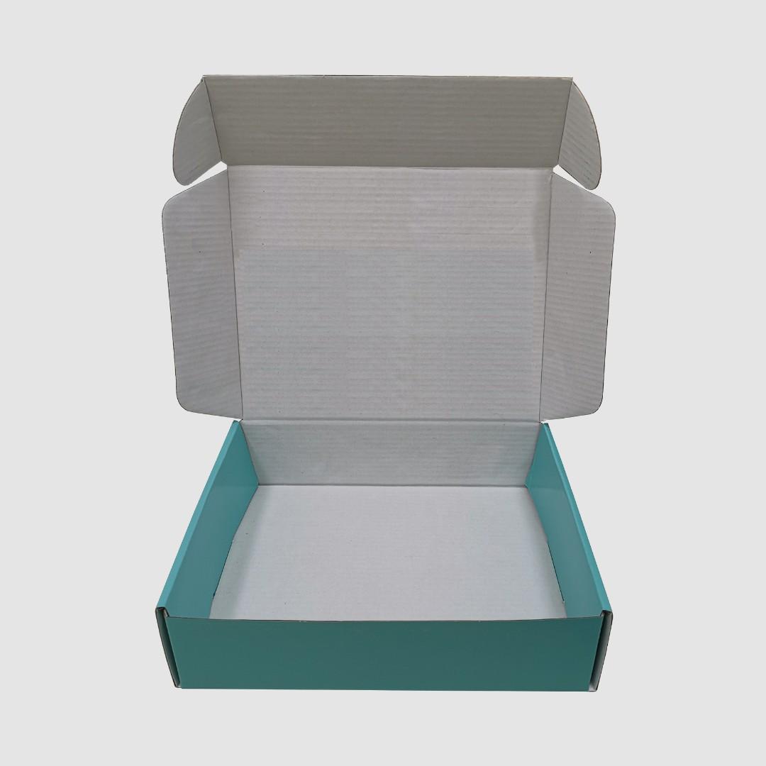 Download Nice Blue Green Kraft Boxes size 21x16.5x5.5cm in 10 ... Yellowimages Mockups