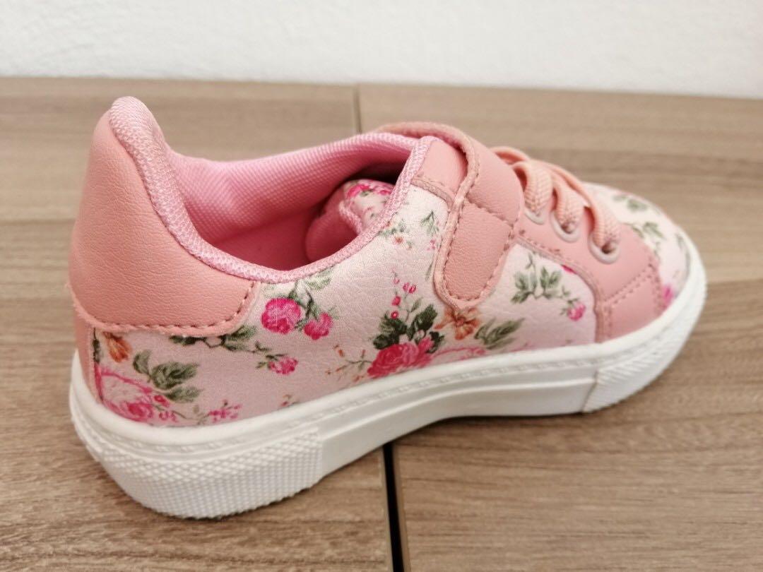 Nice best sale shoes girls