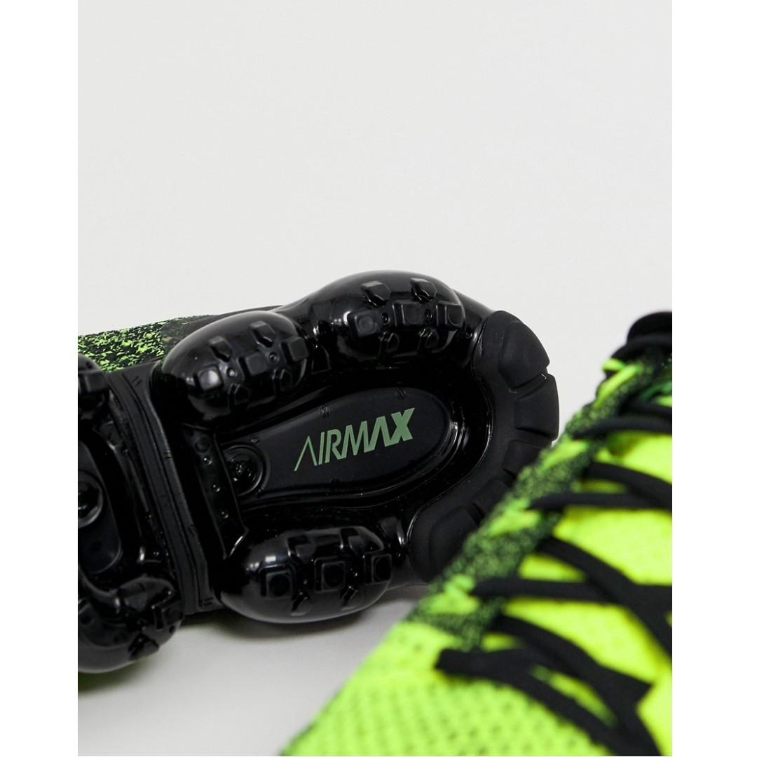 nike running vapormax flyknit 2 racer og trainers in black