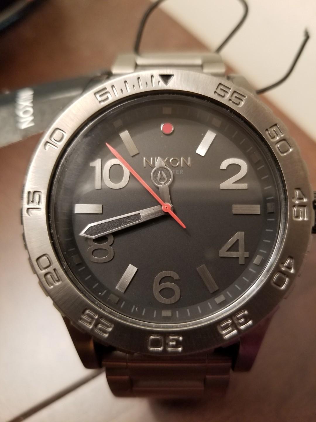 Nixon best sale 46 gunmetal
