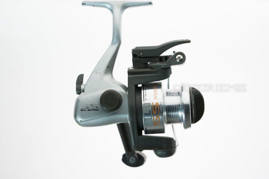 Zebco Quantum SS1 Ultra-lite Spinning Reel, Sports Equipment, Sports &  Games, Racket & Ball Sports on Carousell