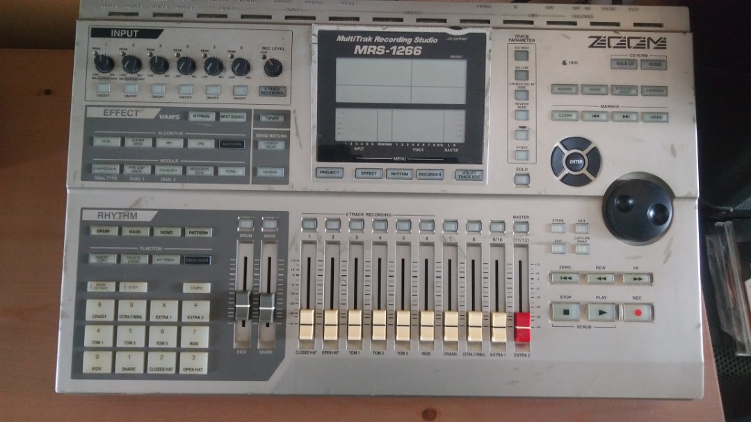 Zoom recording, Hobbies & Toys, Music & Media, Musical Instruments on
