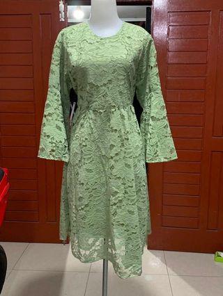 Dress Brukat
