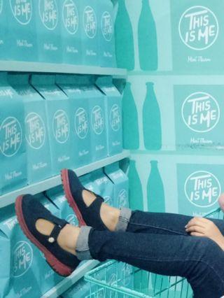 Mr. Smith docmart navy red