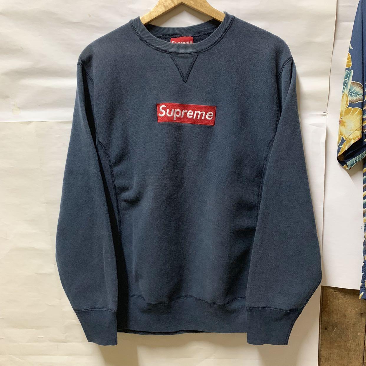 Red on navy box sale logo