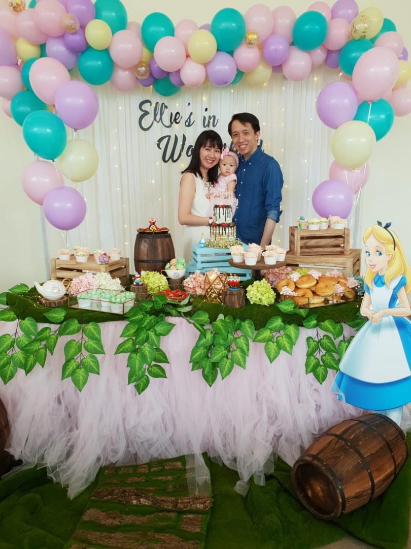 Alice Un Wonderland Theme Design Craft Others On Carousell