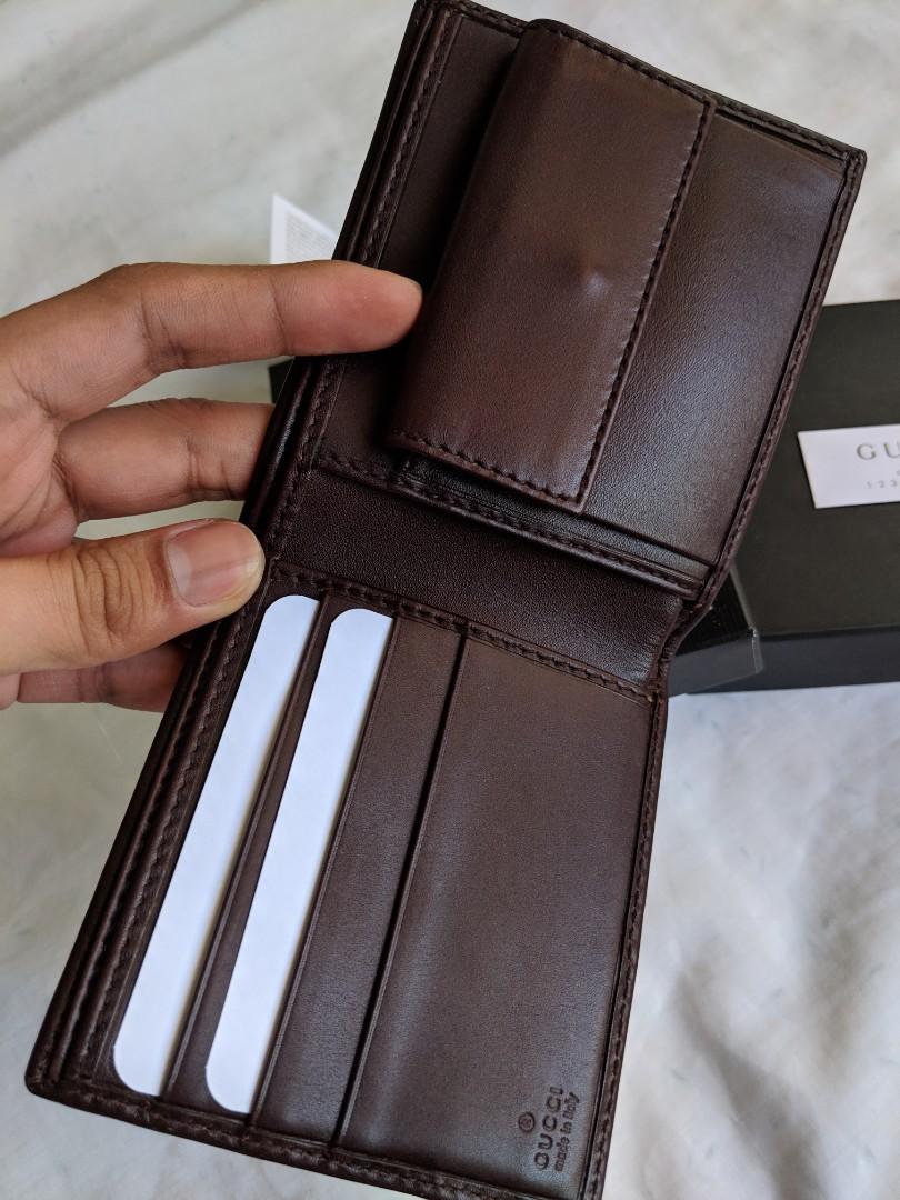Gucci Wallet Monogram Canvass - unisex (Category: Luxury Bags & Wallets) located in Roxas City. Submitted by bosespeaker (Listing ID 226817000, Image 3). Description: Gucci preloved wallet in excellent condition. Collectors item Used only twice RFS: Not using Origin: Bought in Japan from a preloved boutique in Shinjuku - Authentic and Legit LAST PRICE POSTED! No haggling please. For sure buyers. Cheap alreadt compared to other online sellers with