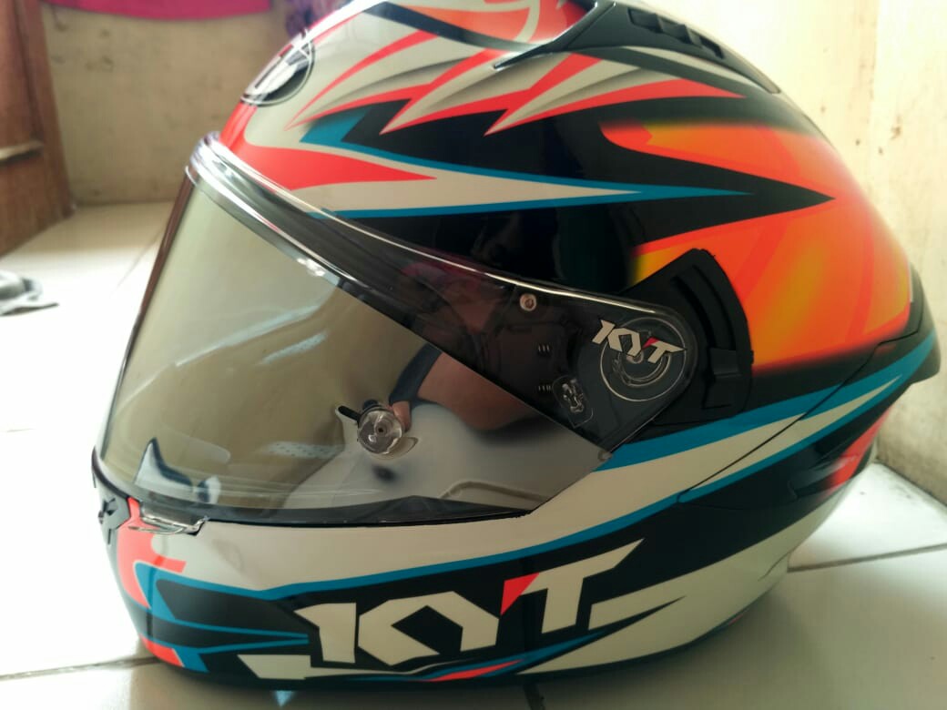 Helm Kyt Nfr axel bassani not arai 