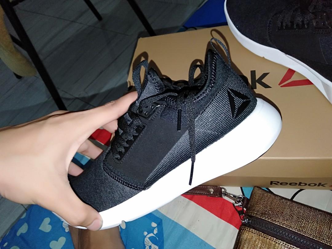 reebok plus lite 2.0 black