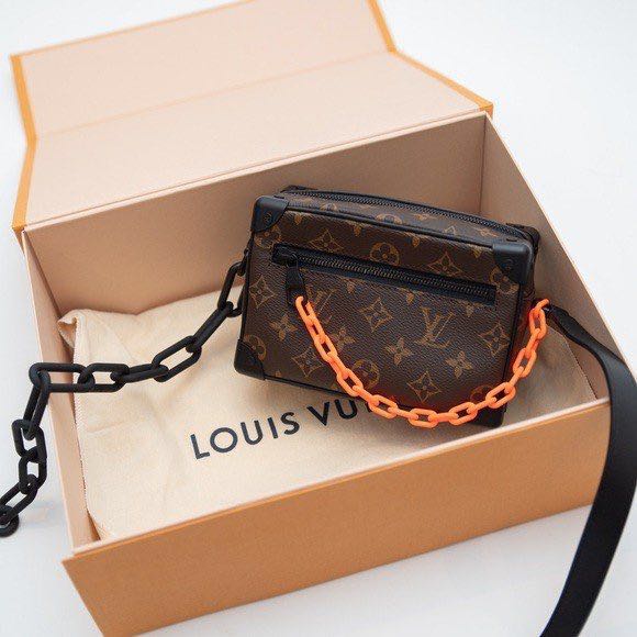 Louis Vuitton X Virgil Abloh Newspaper Bag, Luxury, Bags & Wallets on  Carousell