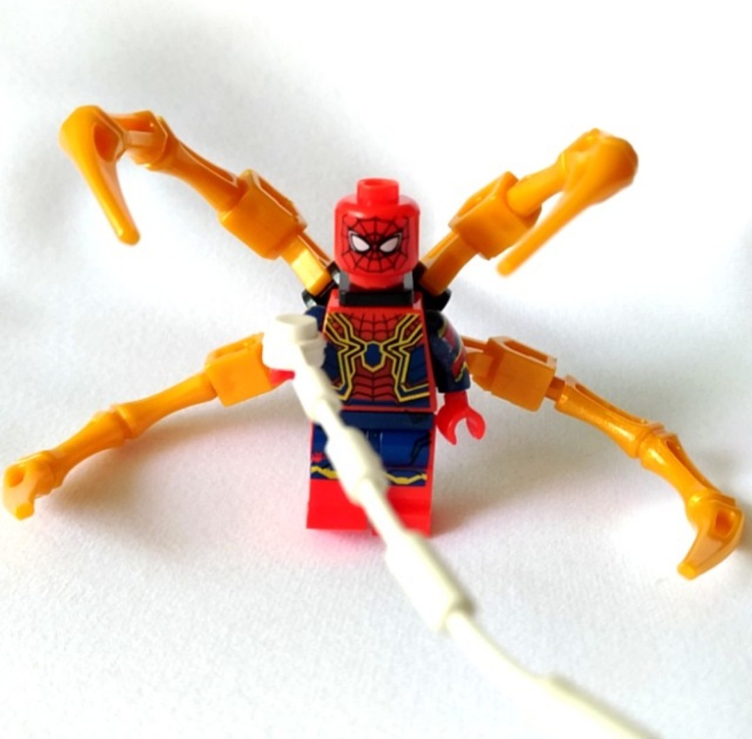 Avengers Infinity War Iron Spider Minifigure LEGO Super Heroes 