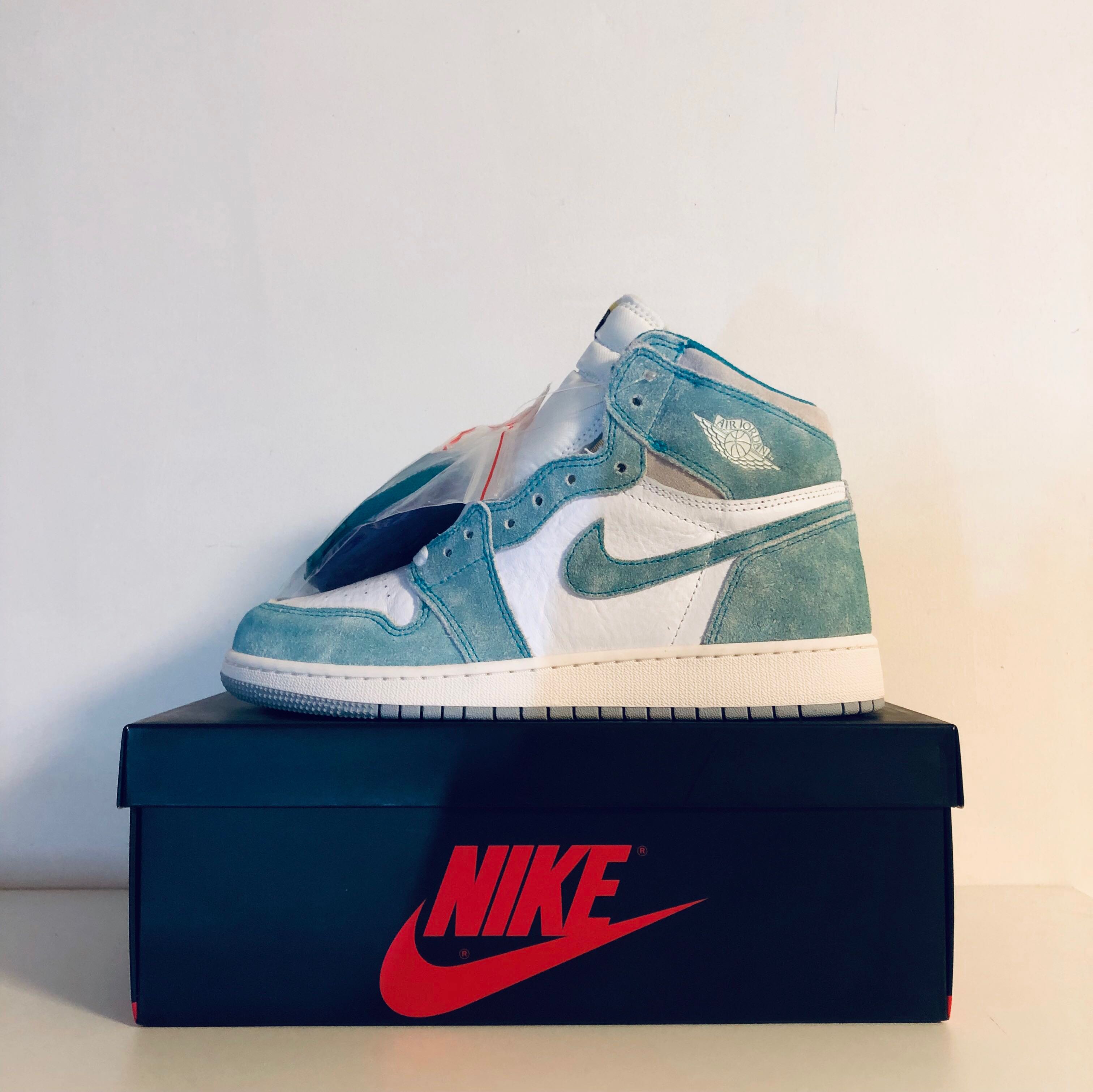 Nike Air Jordan 1 GS Turbo Green Sail 