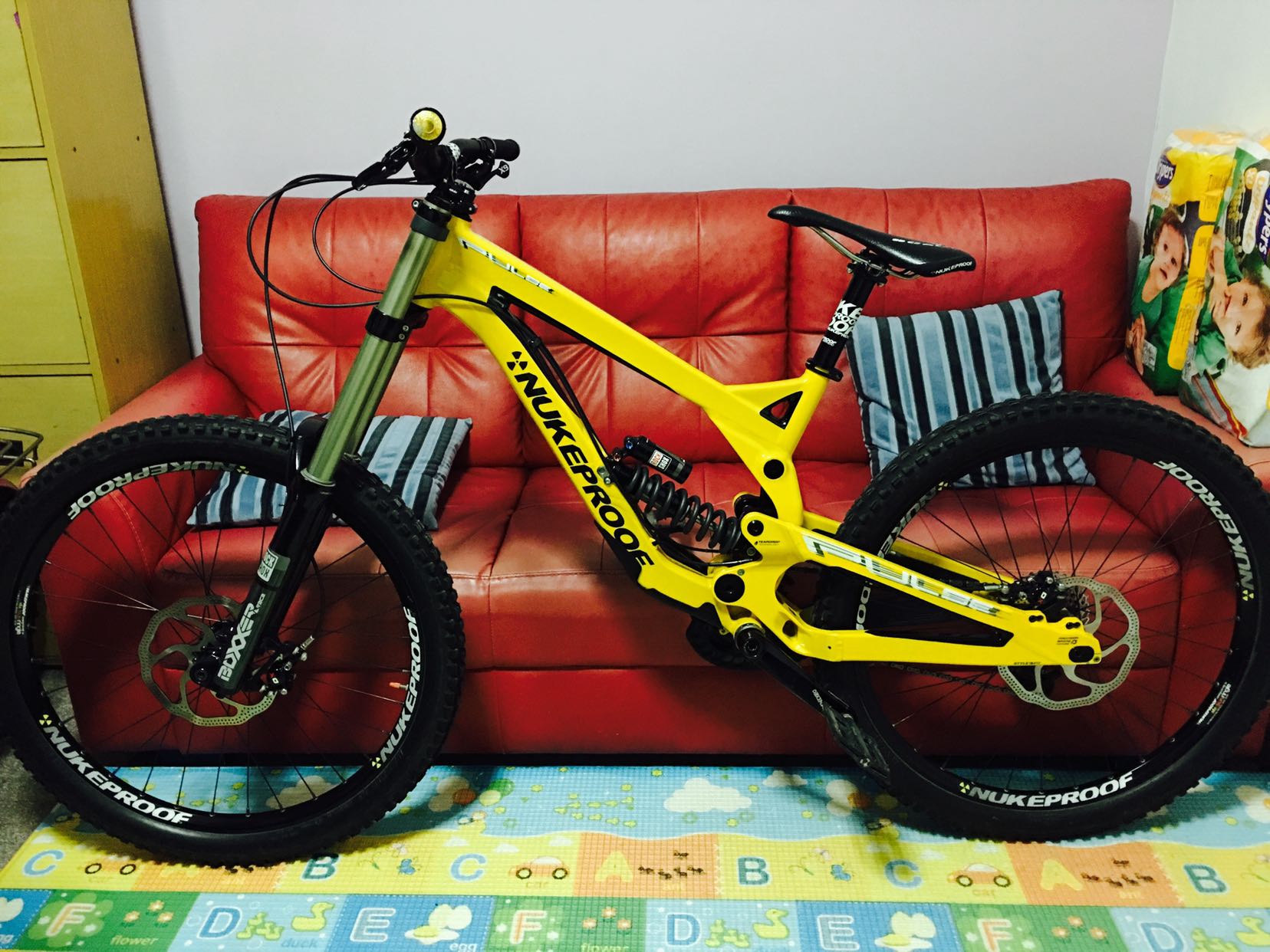 Nukeproof pulse dh sales