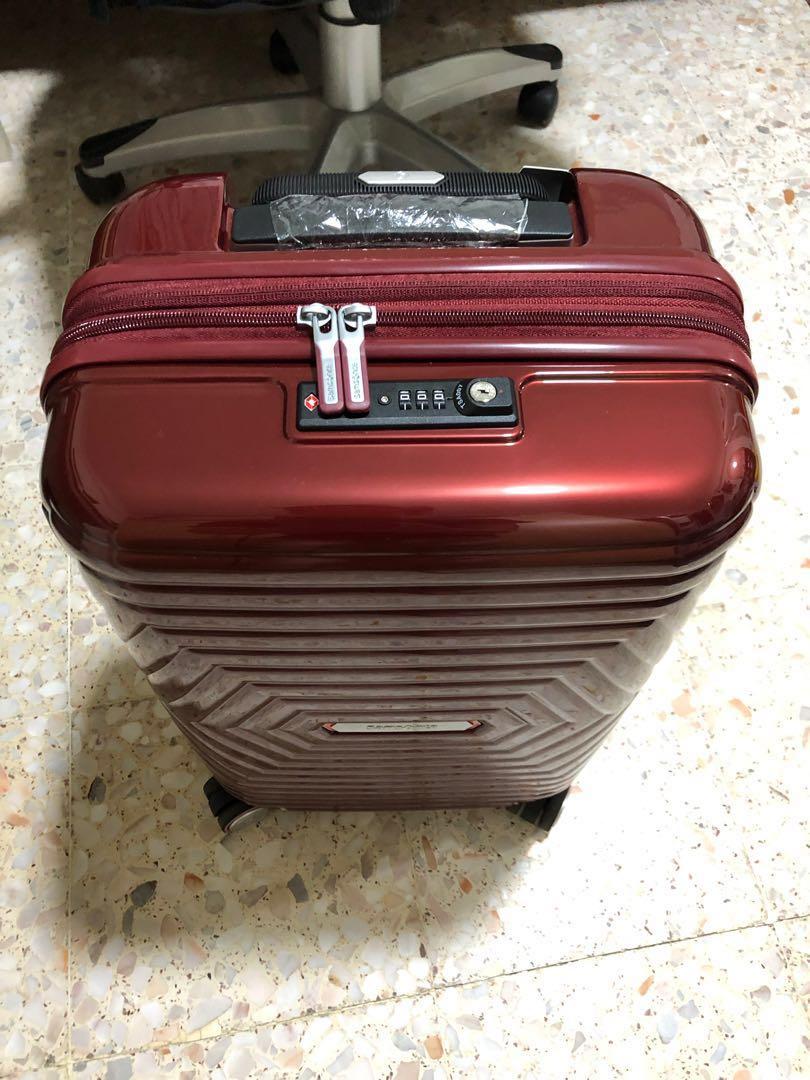 Red Cabernet Red SAMSONITE Fuze Upright 55/20 Expandable Hand Luggage 35 liters 55 cm 