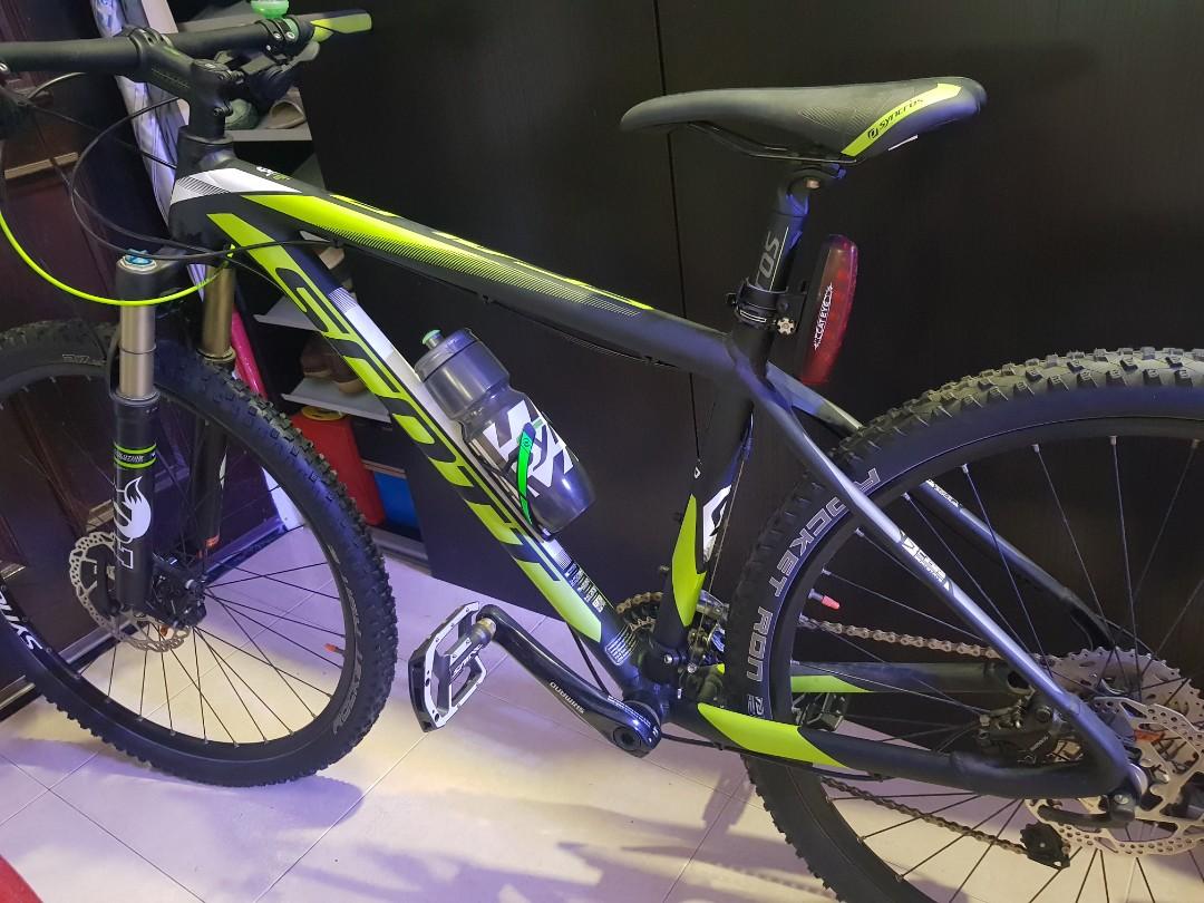 scott scale 750 price