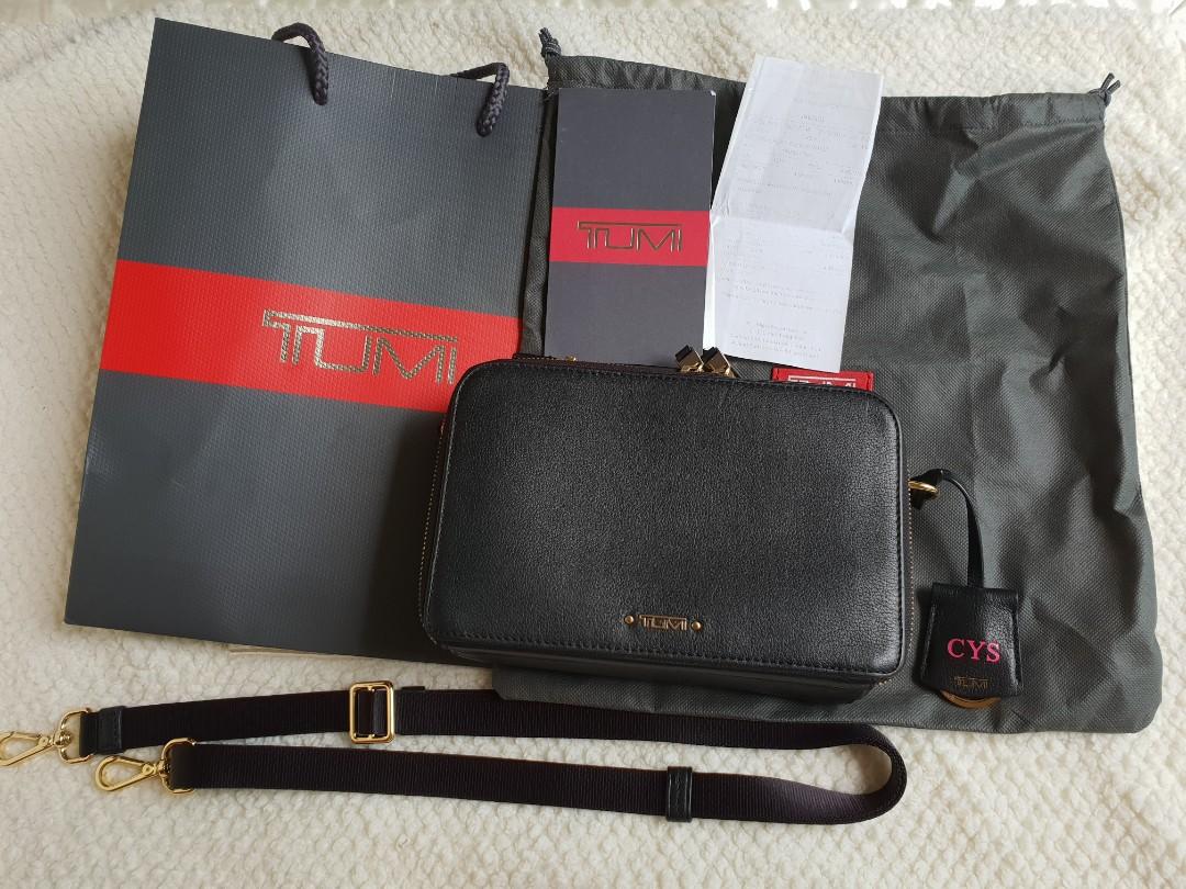 Tumi voyageur top aberdeen crossbody