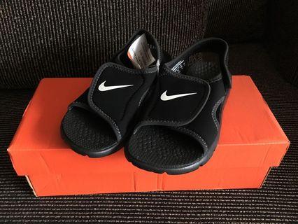 nike sunray sandals size 11