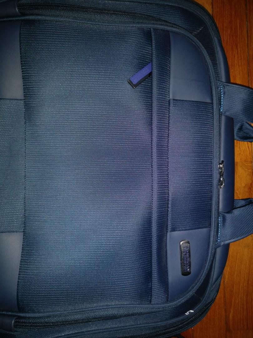 American Tourister Merit Briefcase Laptop Blue Beg, Men's Fashion, Bags ...