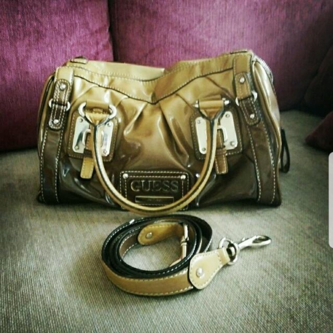 guess boston bag